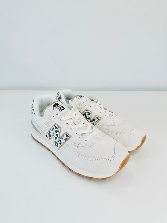 574 Trainers - Size 40