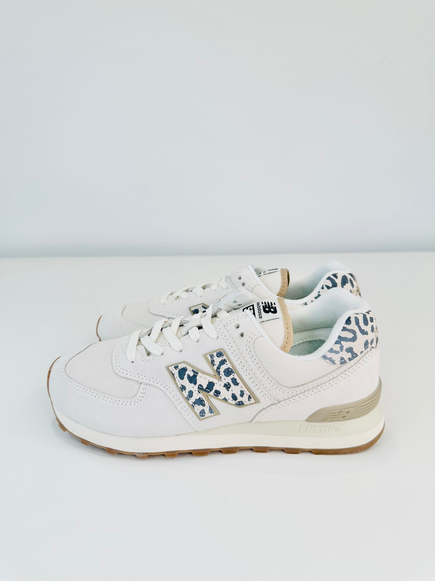 574 Trainers - Size 40