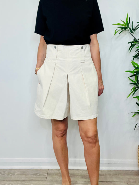 Dicochia Shorts - Size 40