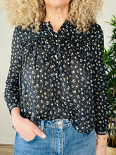 Load image into Gallery viewer, Floral Cotton Blouse - Size XS
