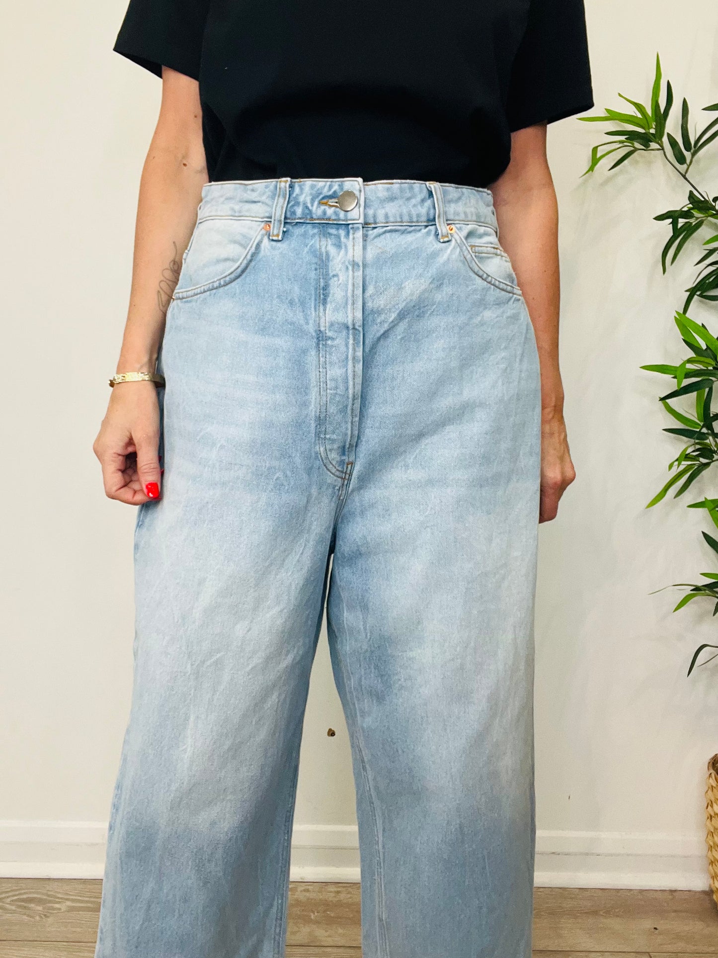 Wide Leg Jeans - Size 30