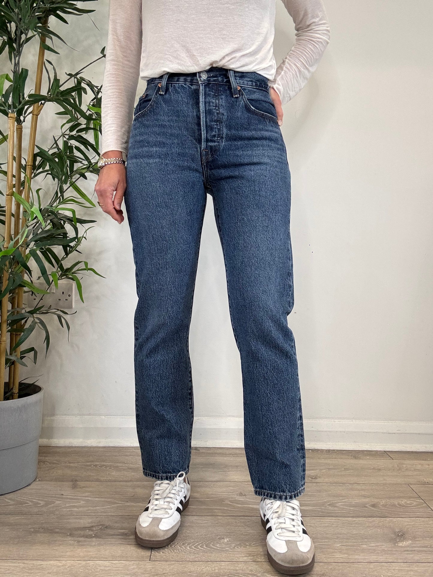 501 Jeans - Size 25