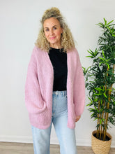 Load image into Gallery viewer, Chunky Knit Cardigan - Size M/L
