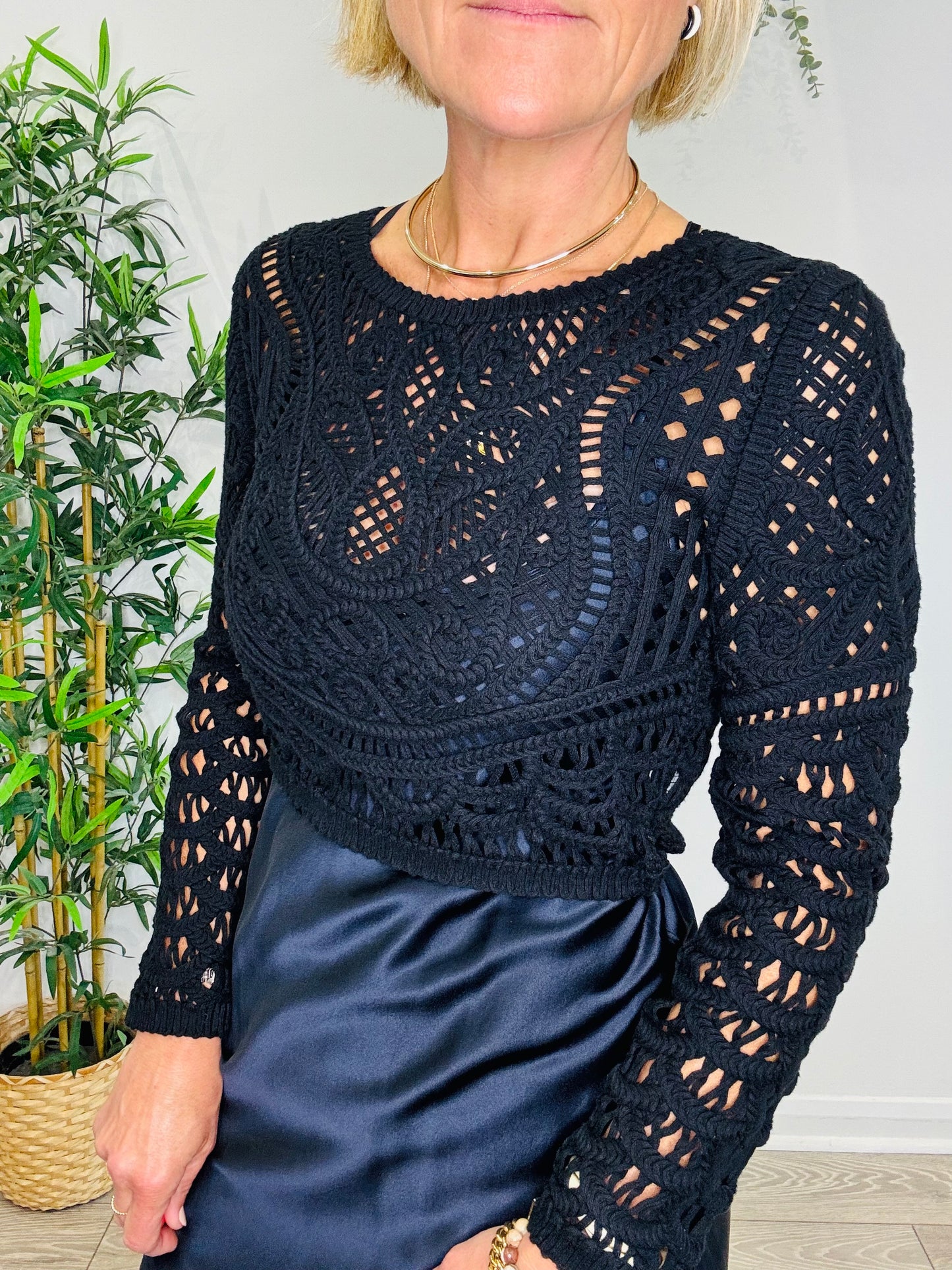 Cropped Crochet Jumper - Size 0