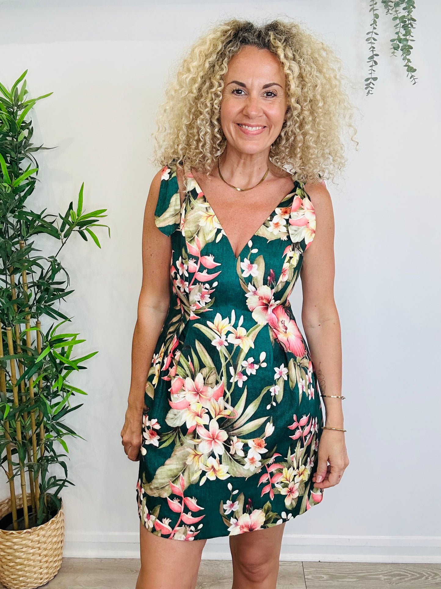 Short Floral Linen Dress - Size 2