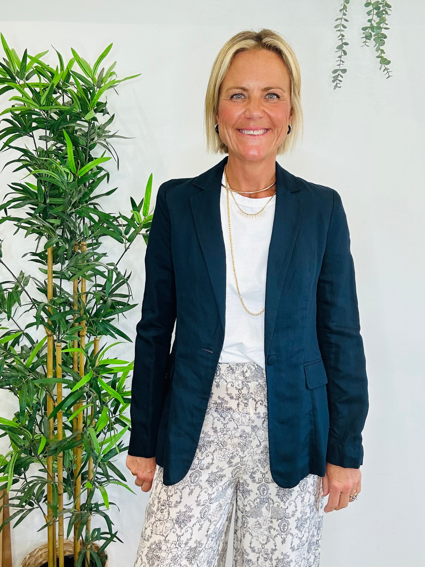 Linen Blazer - Size 8