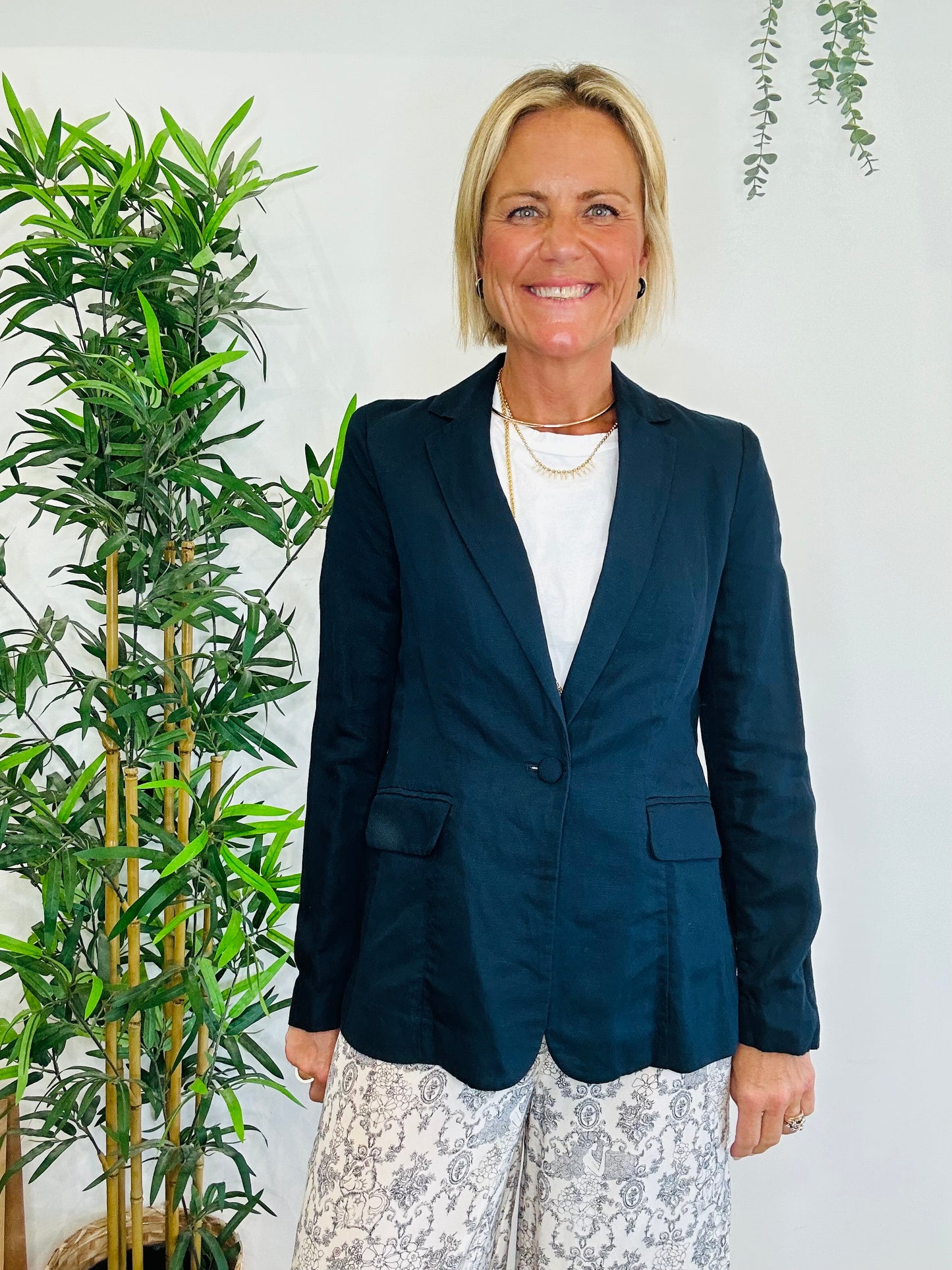 Linen Blazer - Size 8