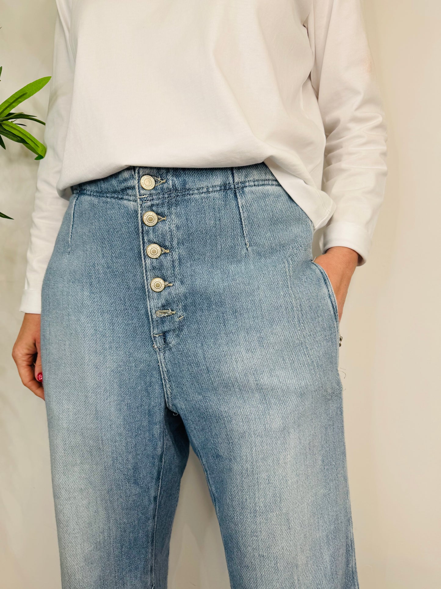 Osaka Jeans - Size 28