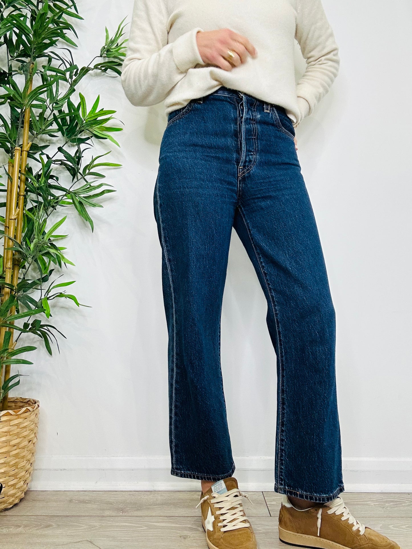 Ribcage Straight Jeans - Size 26