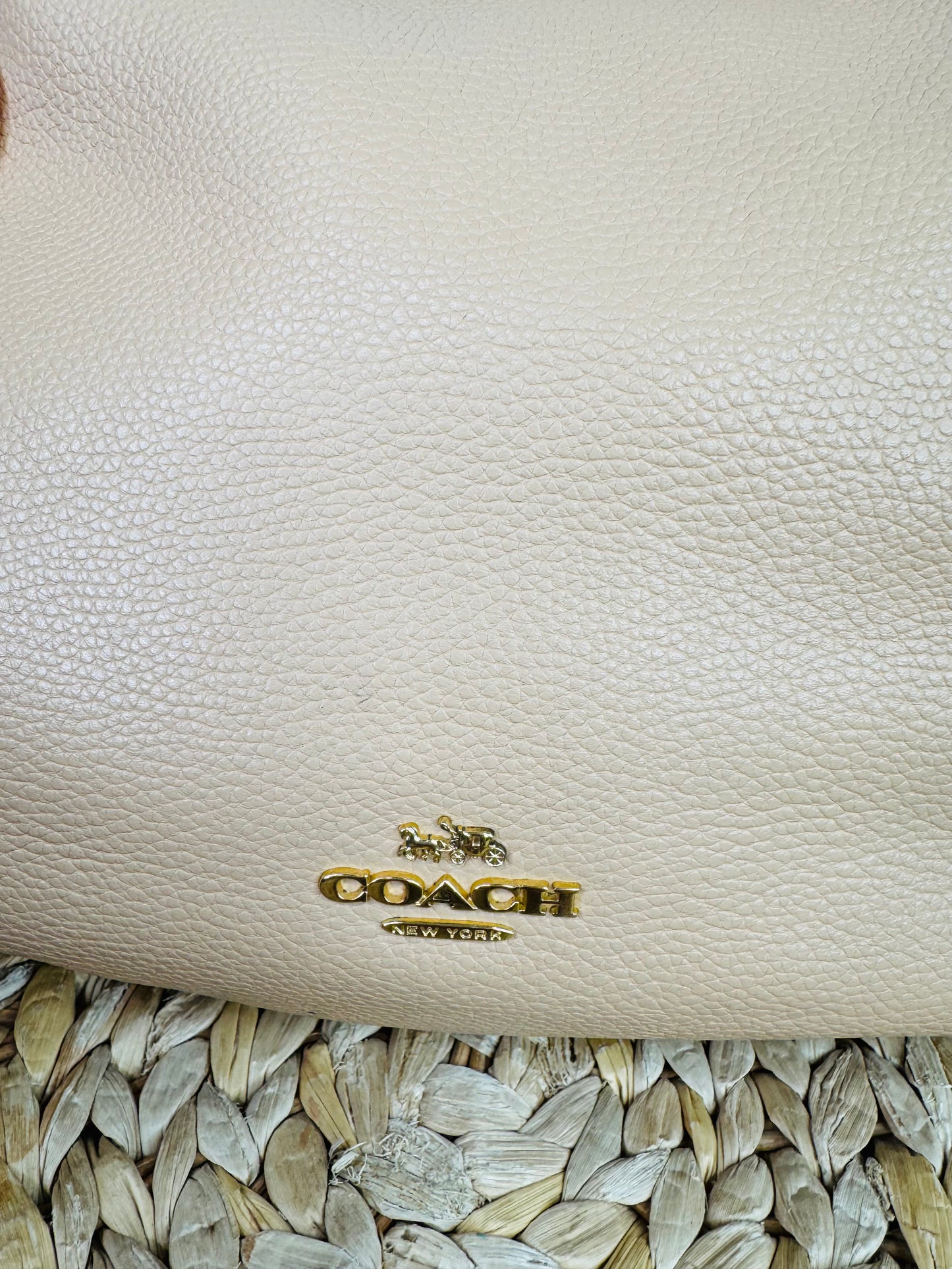 Laurel Shoulder Bag