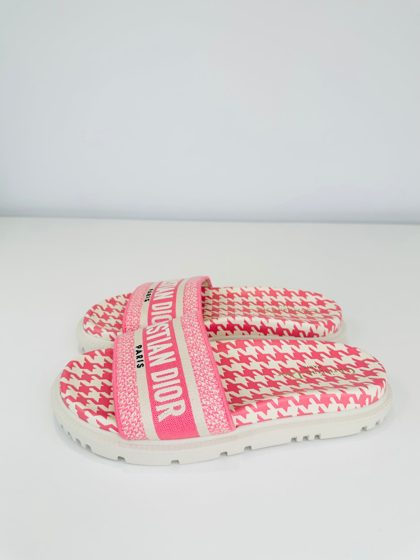 Toile De Jouy Canvas Slides - Size 38