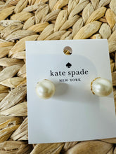 Load image into Gallery viewer, Faux Pearl Earrings
