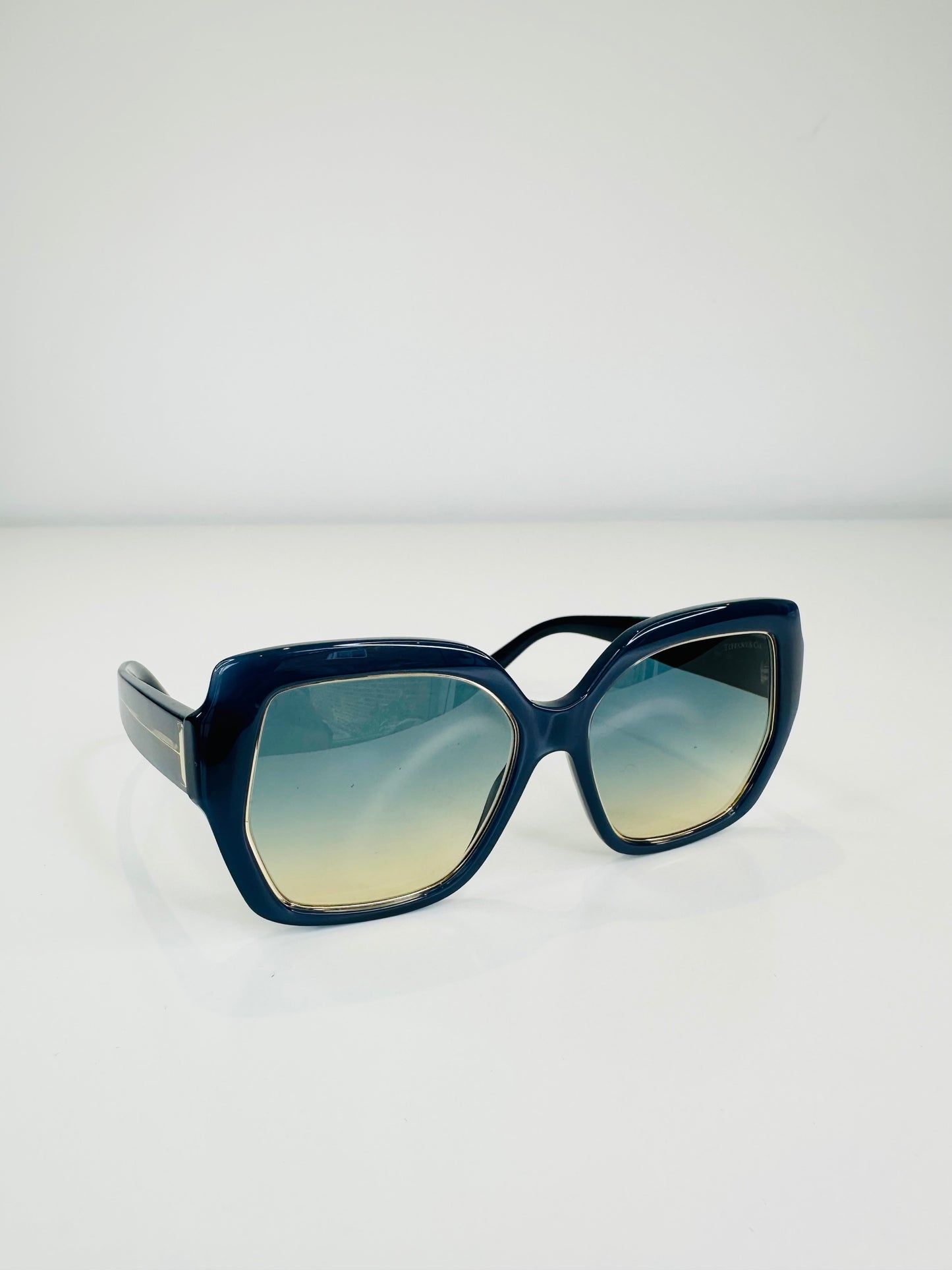 Oversized Square Frame Sunglasses