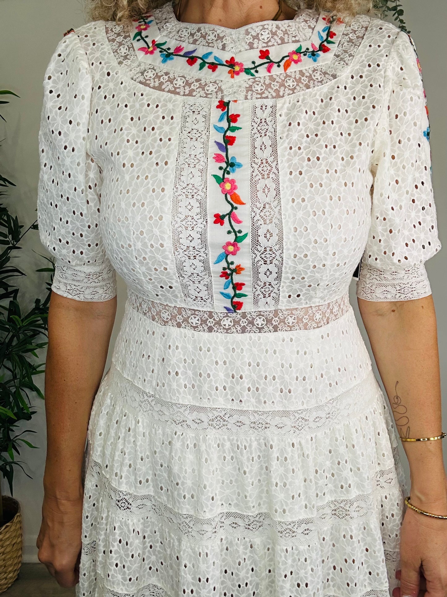 Skylar Broderie Dress - Size 10