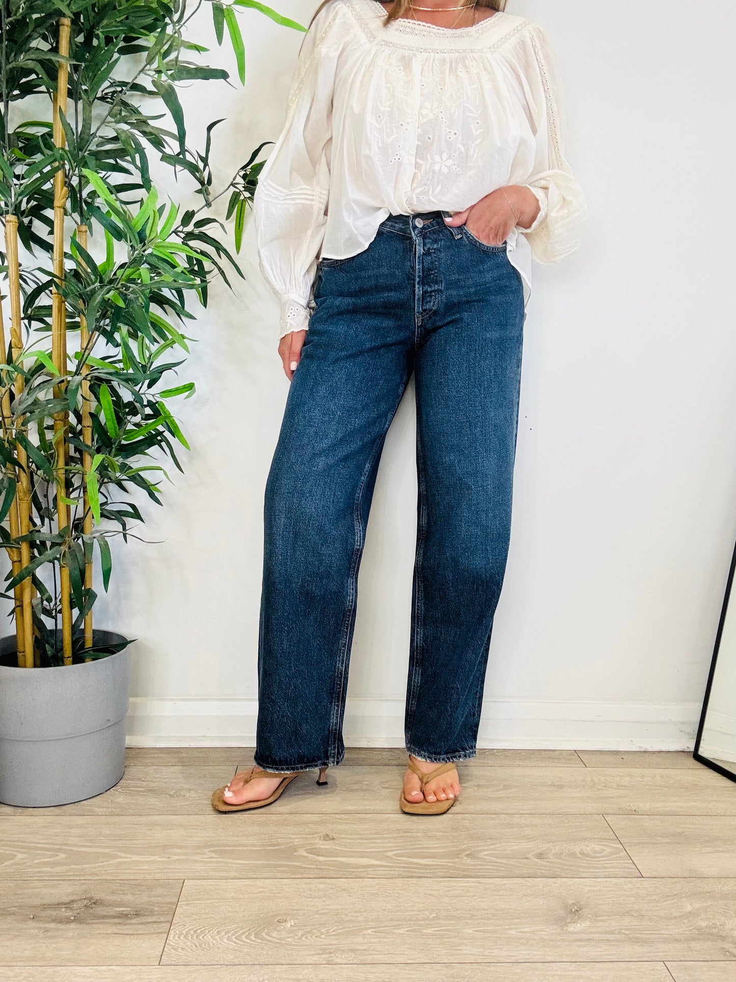 V Waist Baggy Jeans - Size 27