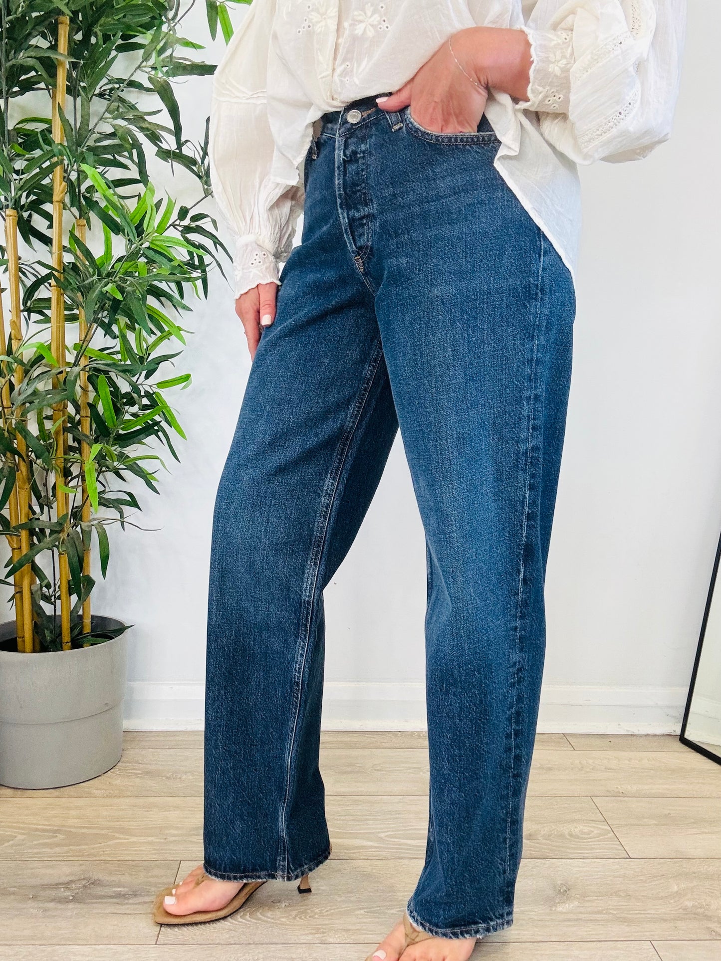 V Waist Baggy Jeans - Size 27