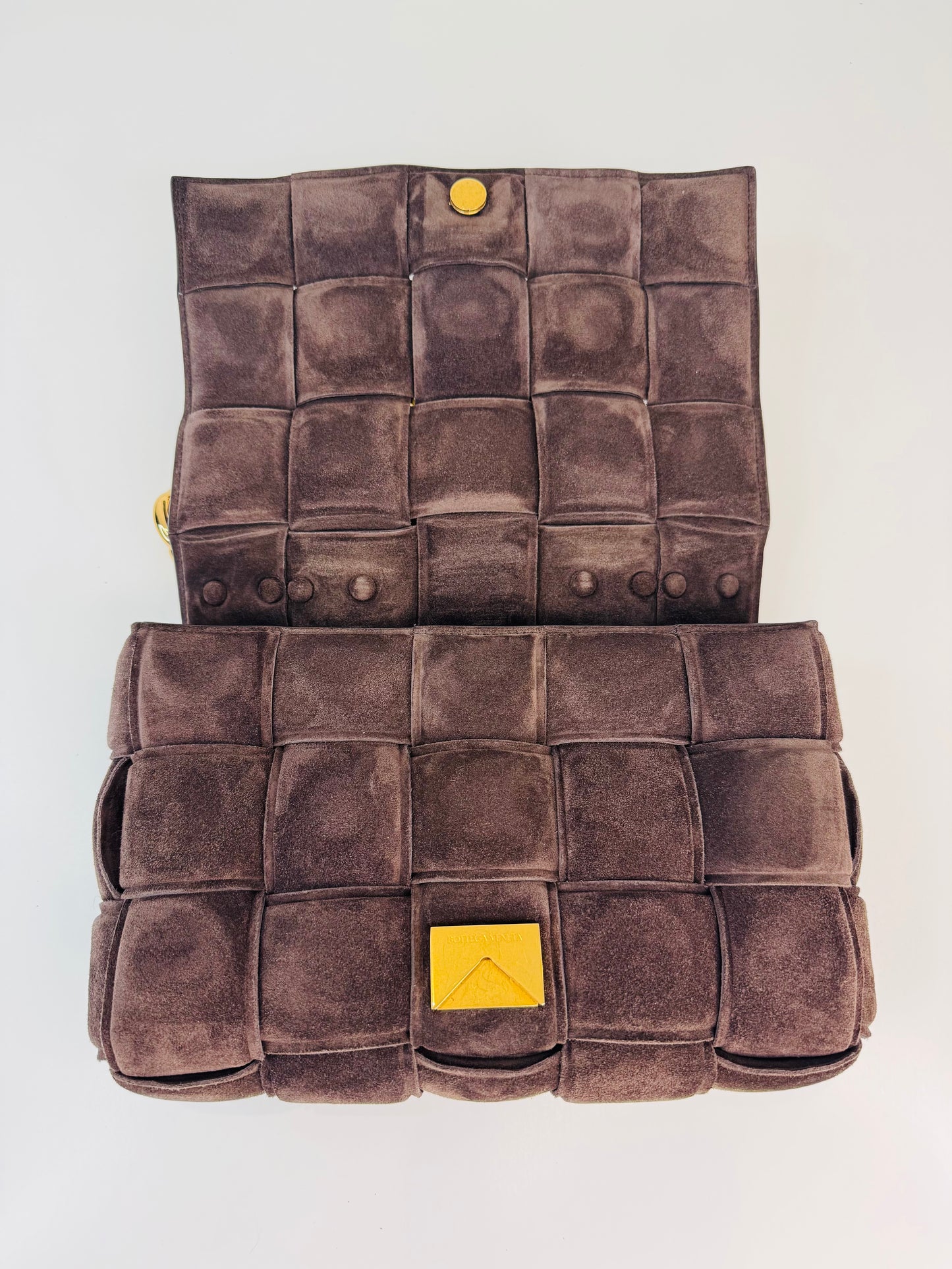 Suede Chain Cassette Bag