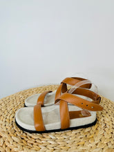 Load image into Gallery viewer, The Chunky Leather Sandals - Size 39
