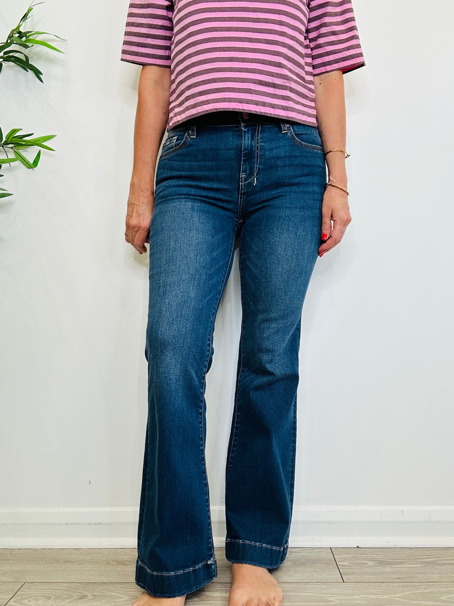Dojo Flared Jeans - Size 29
