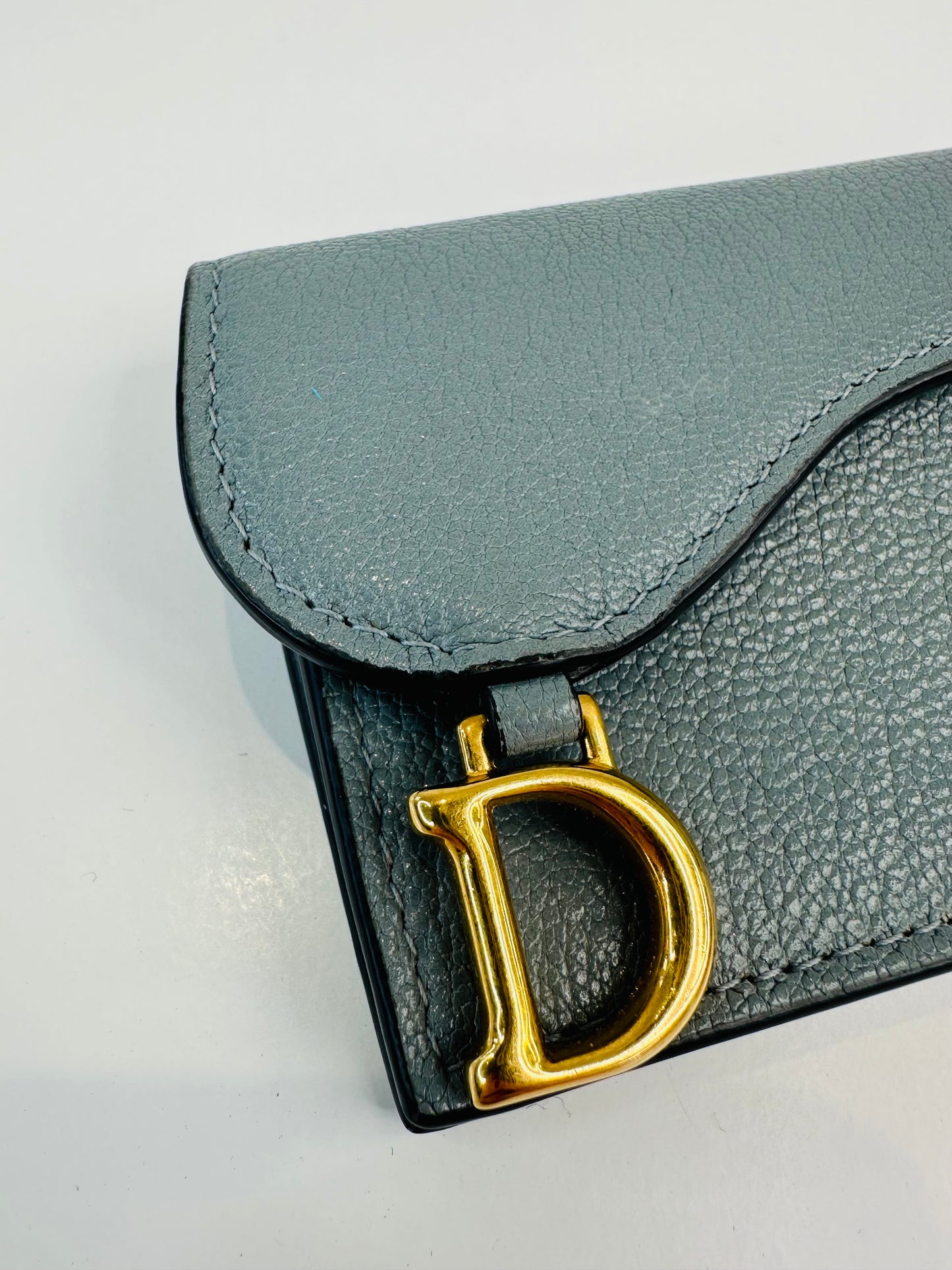 Saddle Bloom Card Holder