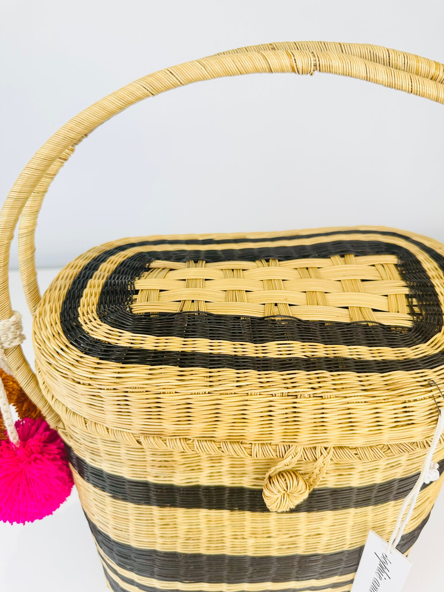 Cinto Stripe Wicker Bag