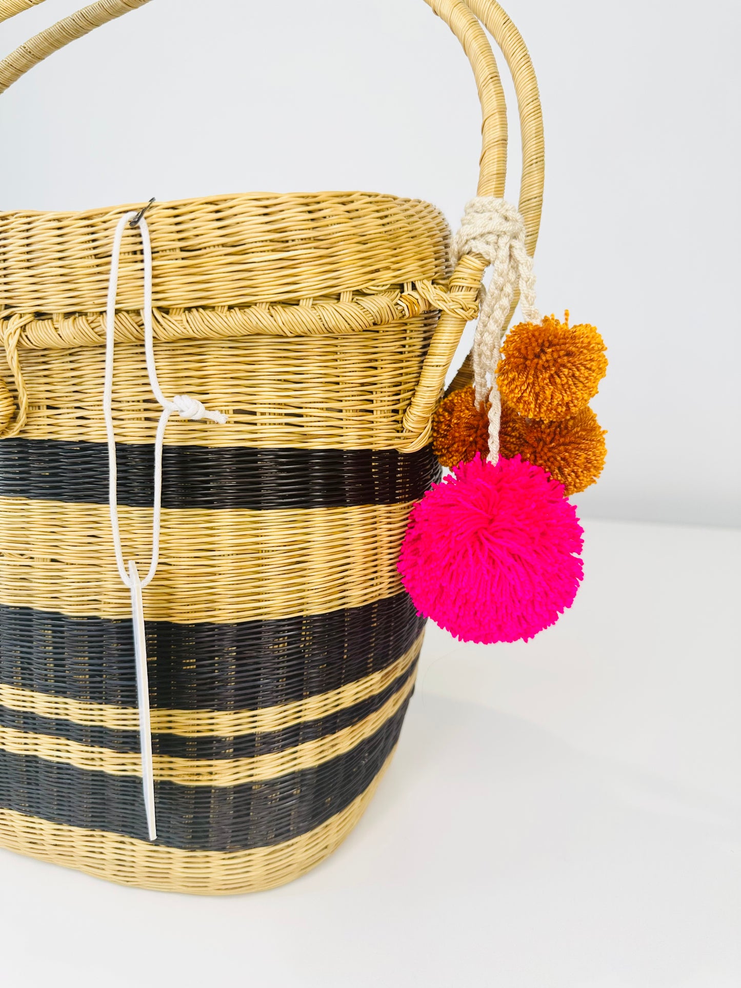 Cinto Stripe Wicker Bag