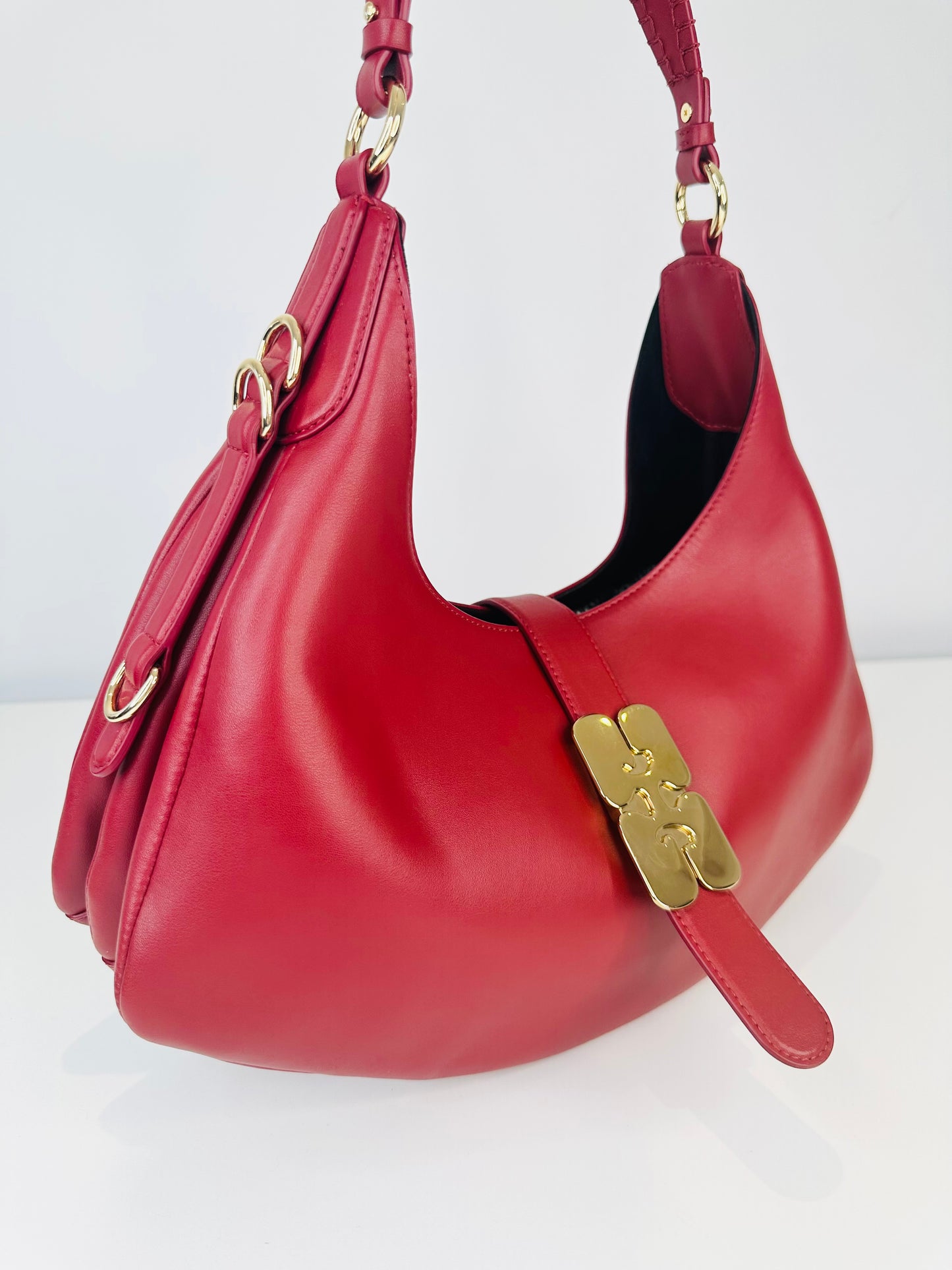 Small Kat Shoulder Bag