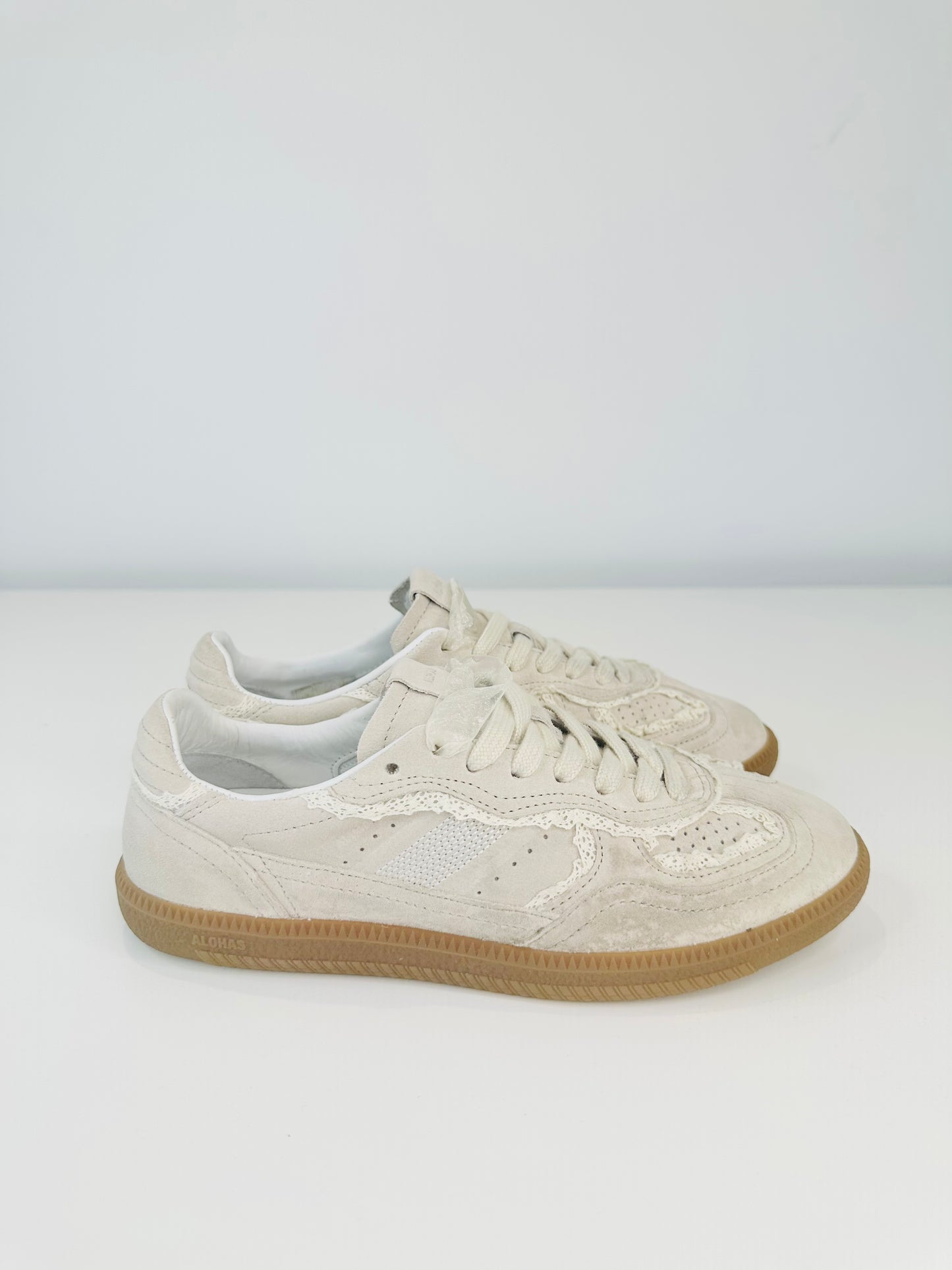TB 490 Suede Trainers - Size 38