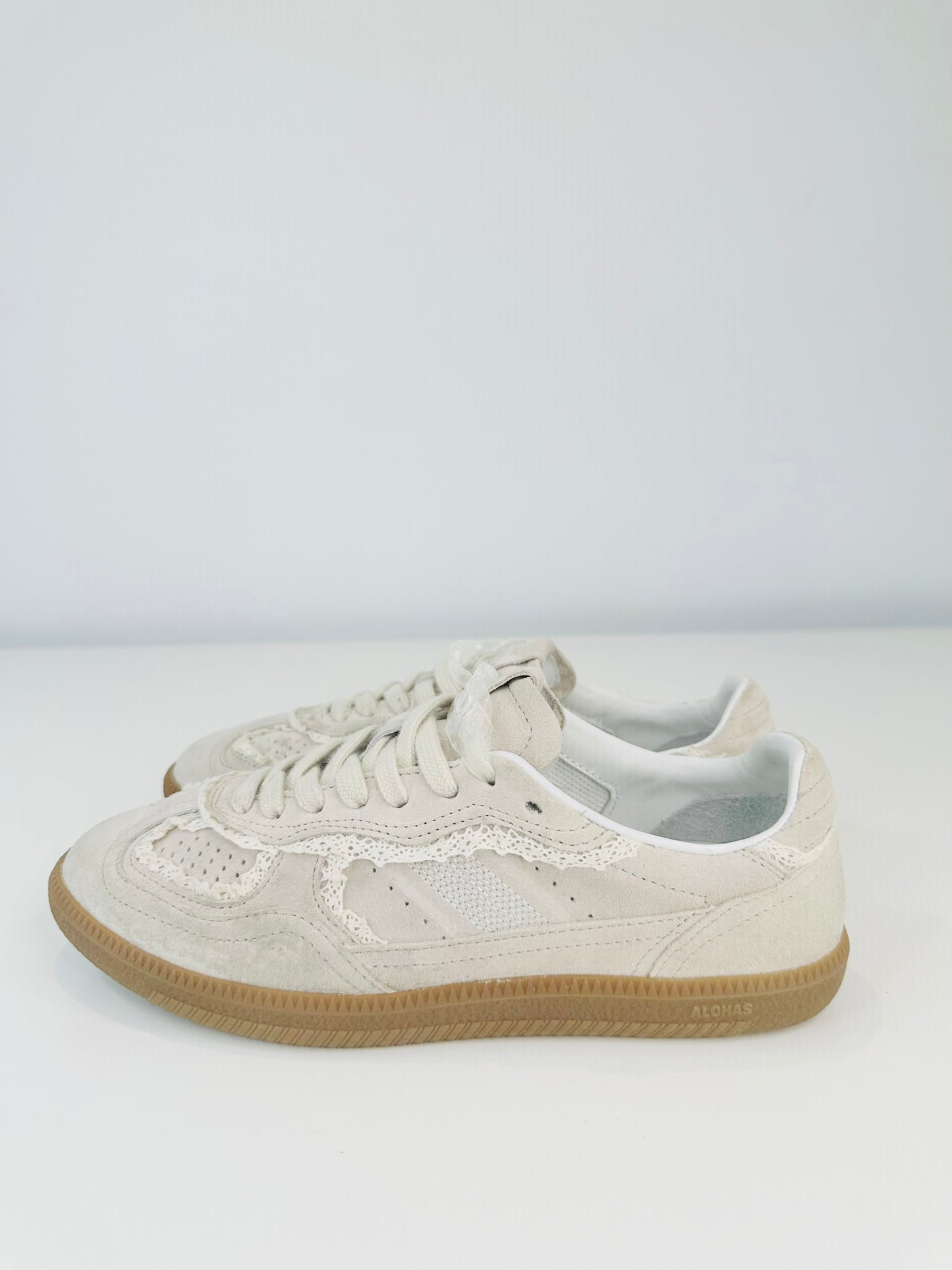 TB 490 Suede Trainers - Size 38