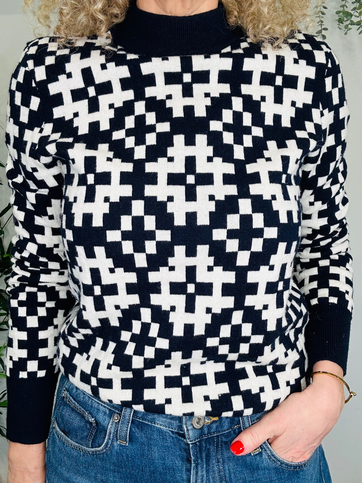 Geometric Jumper - Size S