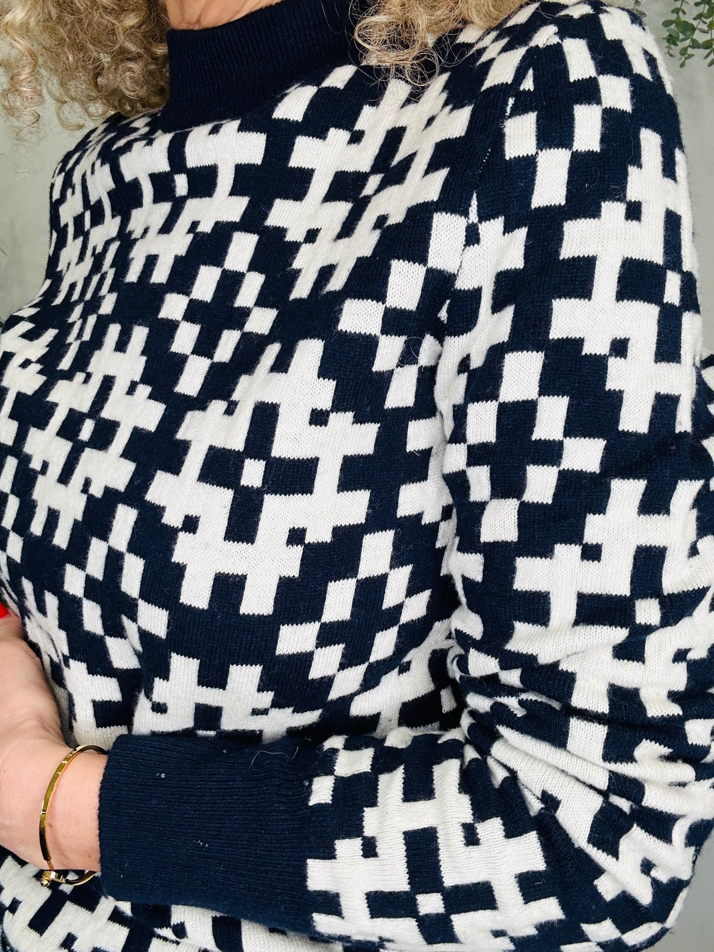 Geometric Jumper - Size S