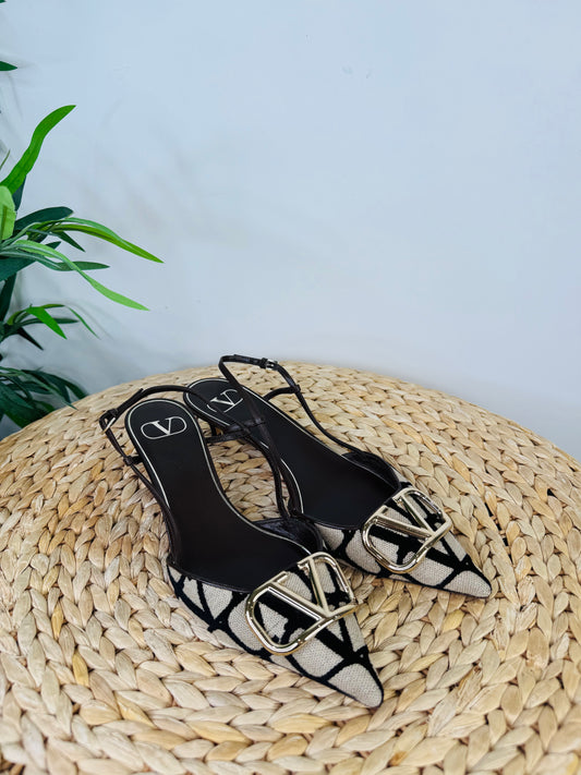 V Logo Slingback Canvas Kitten Heels - Size 40