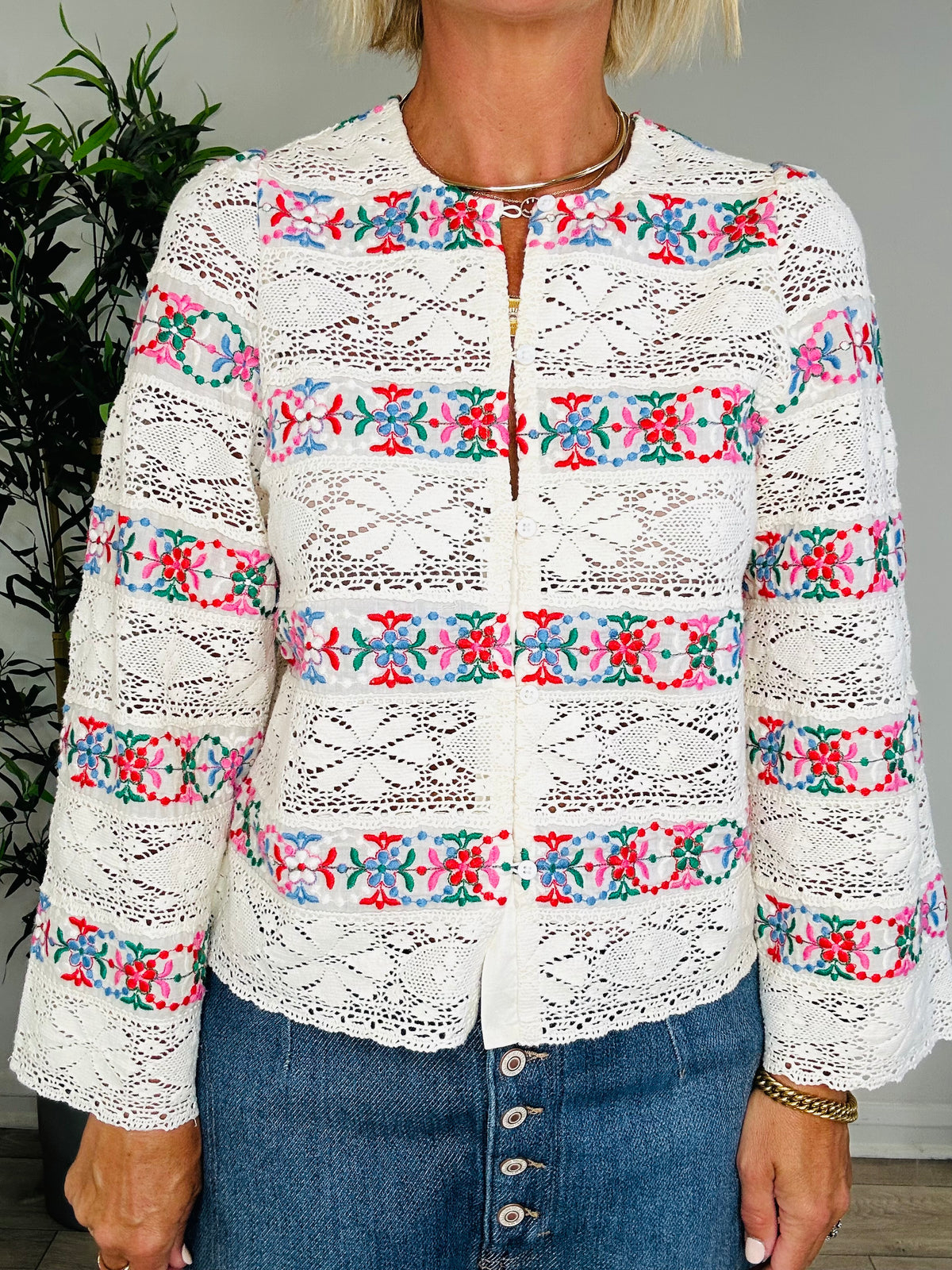 Embroidered Lace Top - Size 38