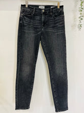 Load image into Gallery viewer, Le Garcon Jeans - Size 27
