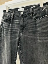 Load image into Gallery viewer, Le Garcon Jeans - Size 27
