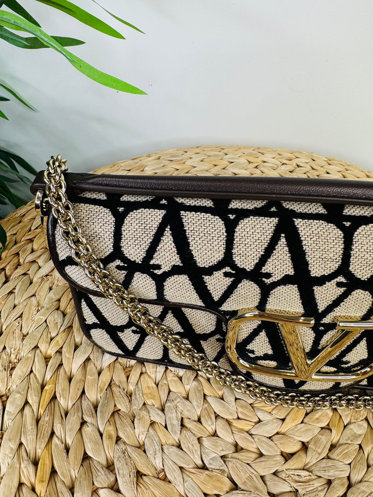 Locò Woven Shoulder Bag