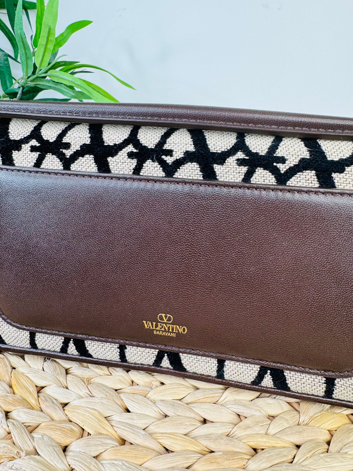 Locò Woven Shoulder Bag