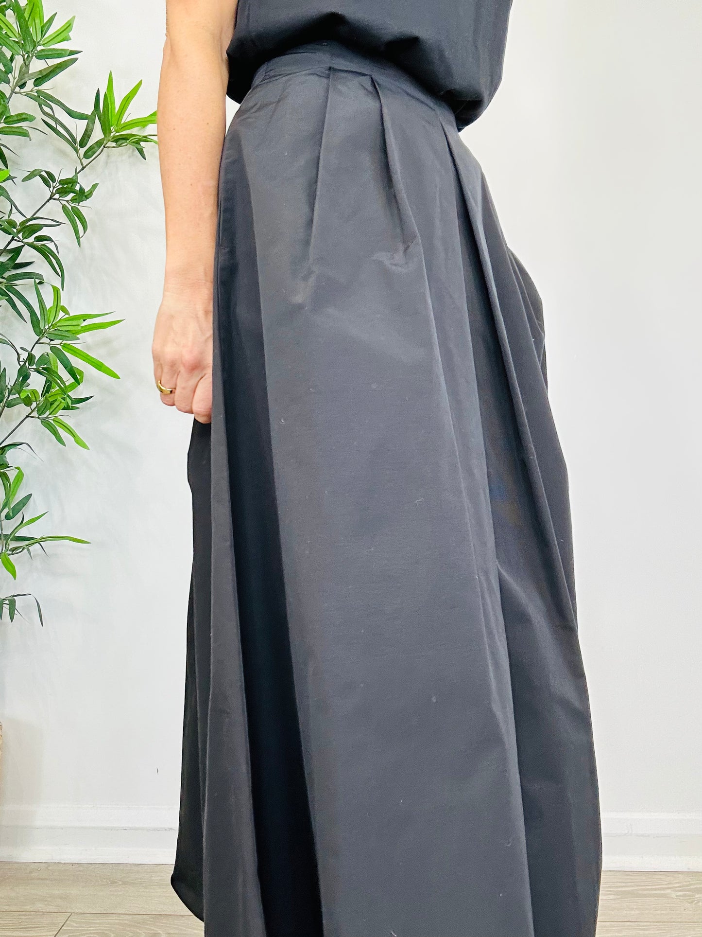 Cotton Midi Skirt - Size 10