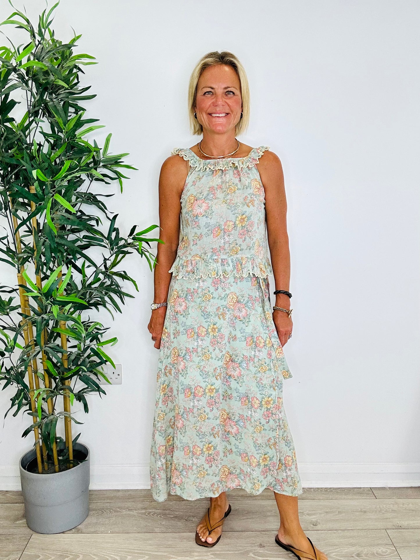 Floral Top & Skirt Set - Size 38