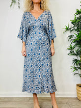 Load image into Gallery viewer, Floral Dress - Size XL
