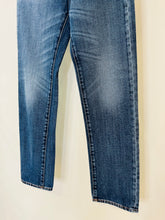 Load image into Gallery viewer, Slim Leg Jeans - Size 26
