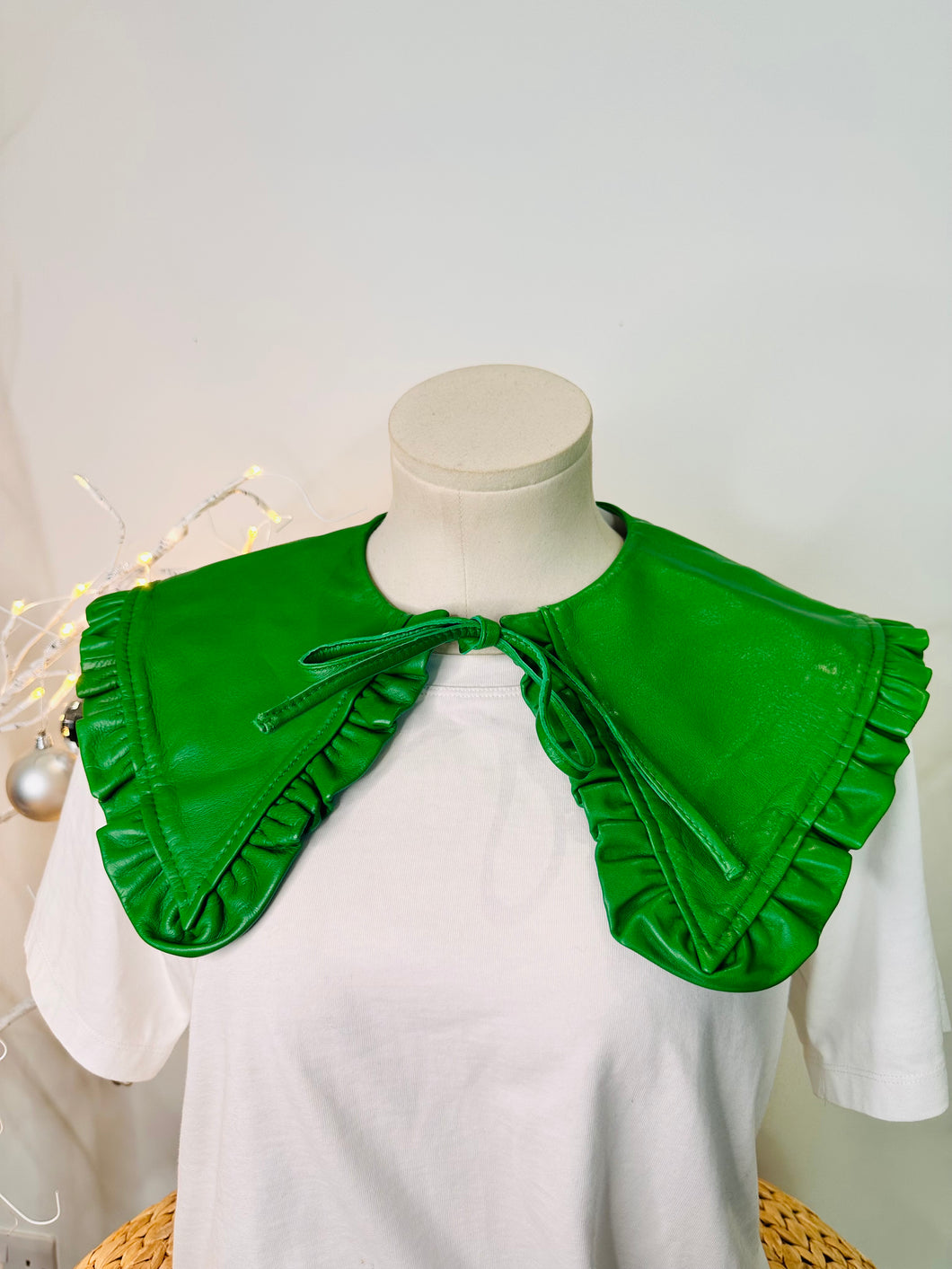 Leather Frill Collar