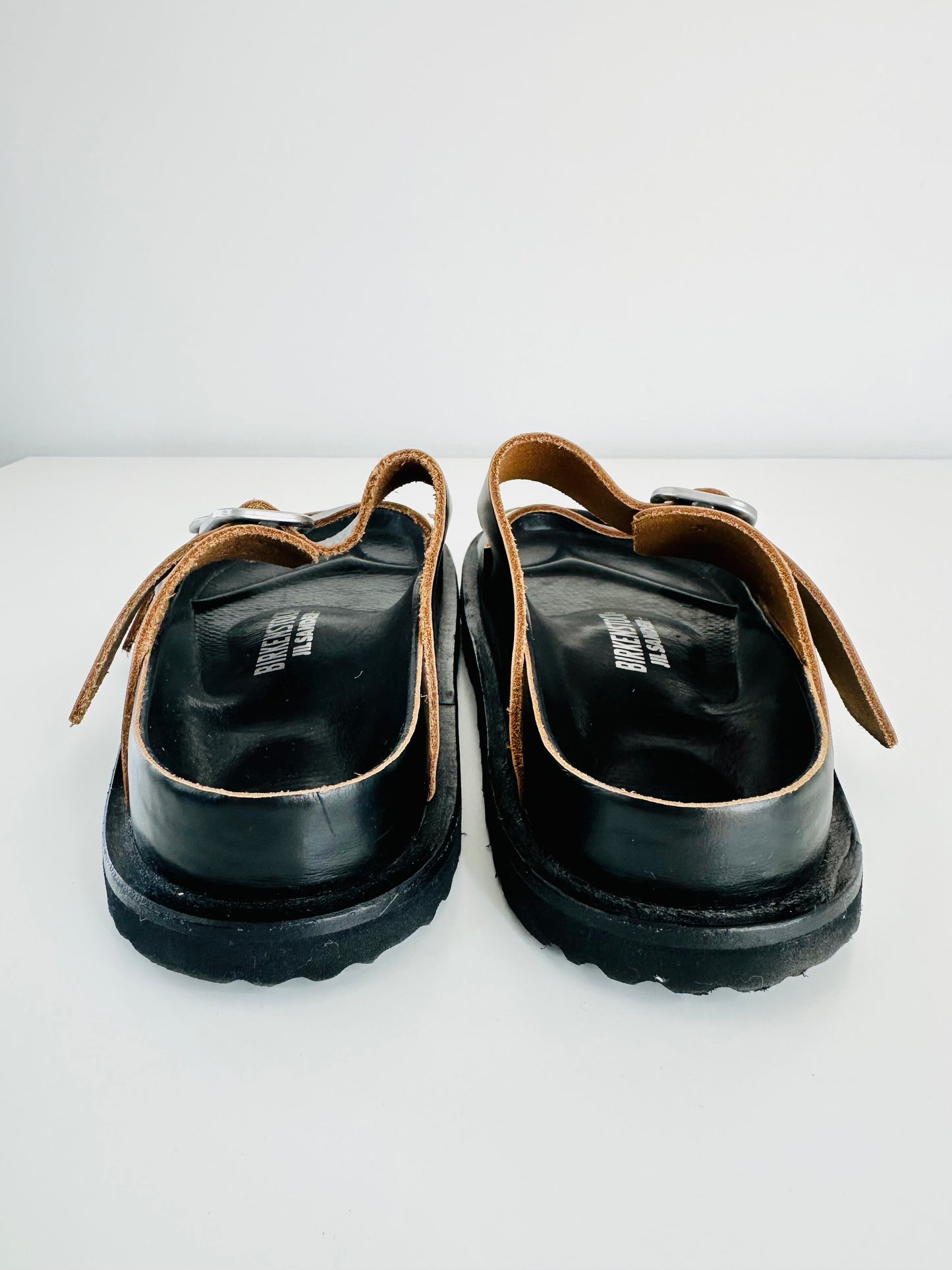 1774 Arizona Sandals - Size 38