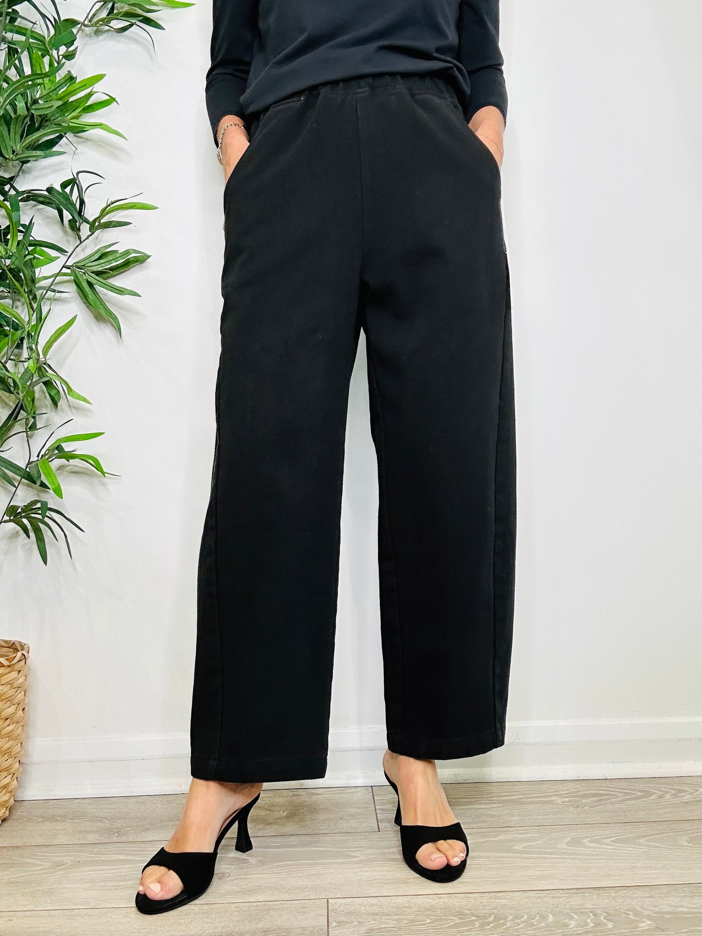 Barrel Leg Trousers - Size S