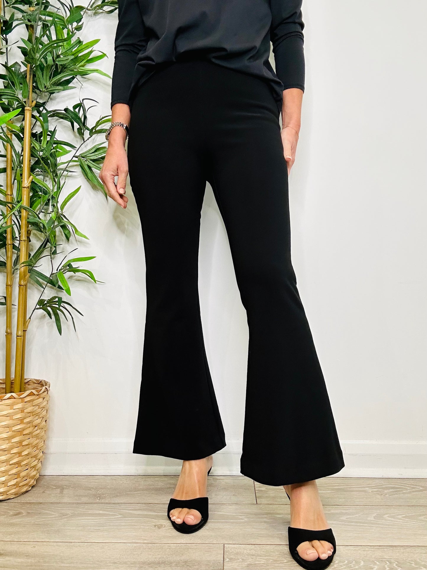 Vilanna Flared Trousers - Size XS