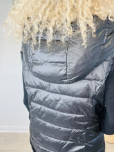 Load image into Gallery viewer, Faux Fur Reversible Gilet - Size M
