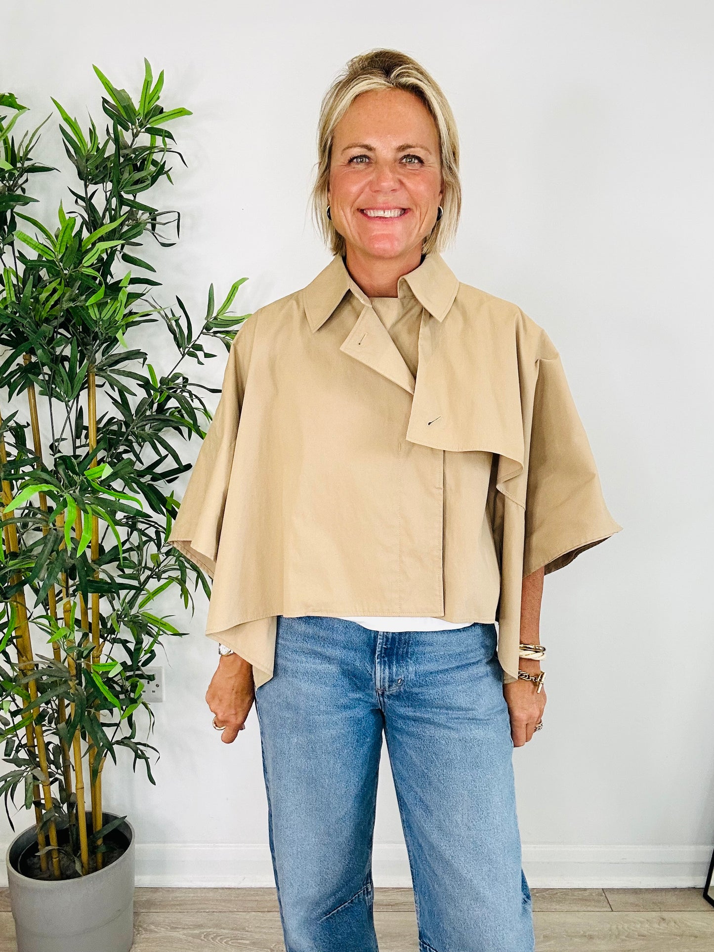 Short Trench Cape Jacket - O/S
