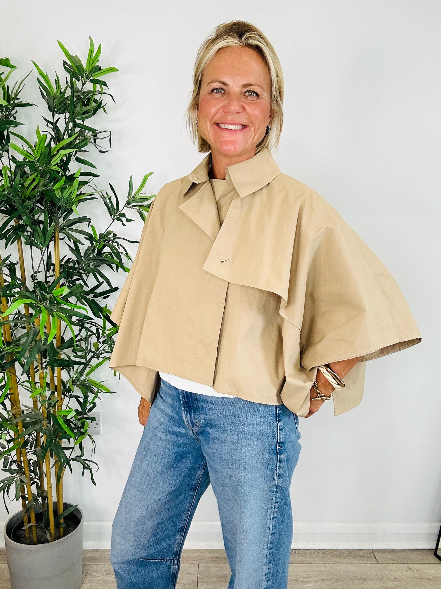 Short Trench Cape Jacket - O/S