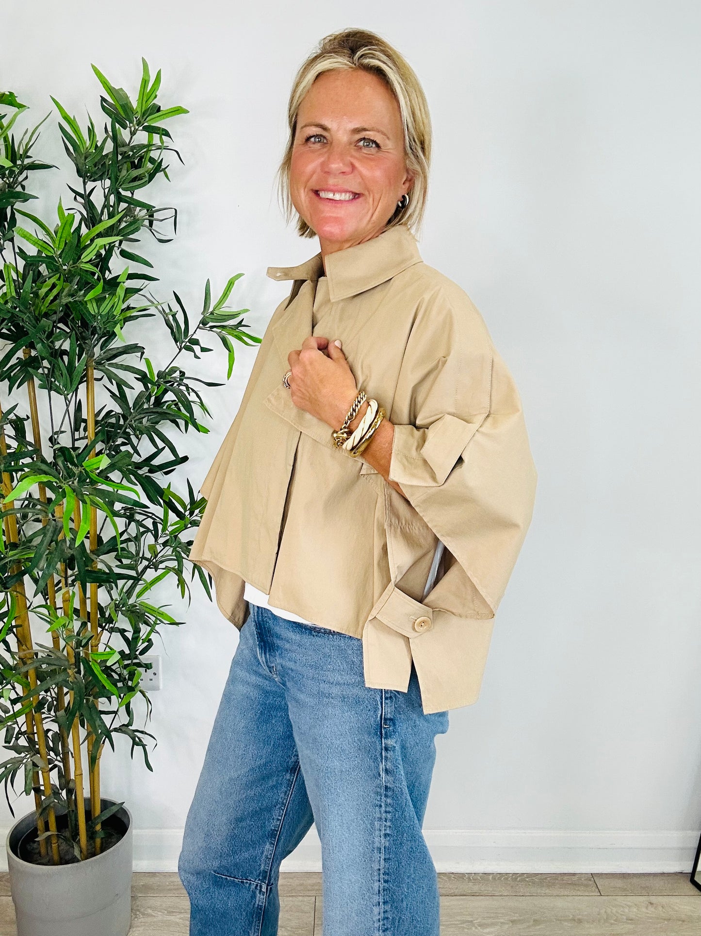 Short Trench Cape Jacket - O/S