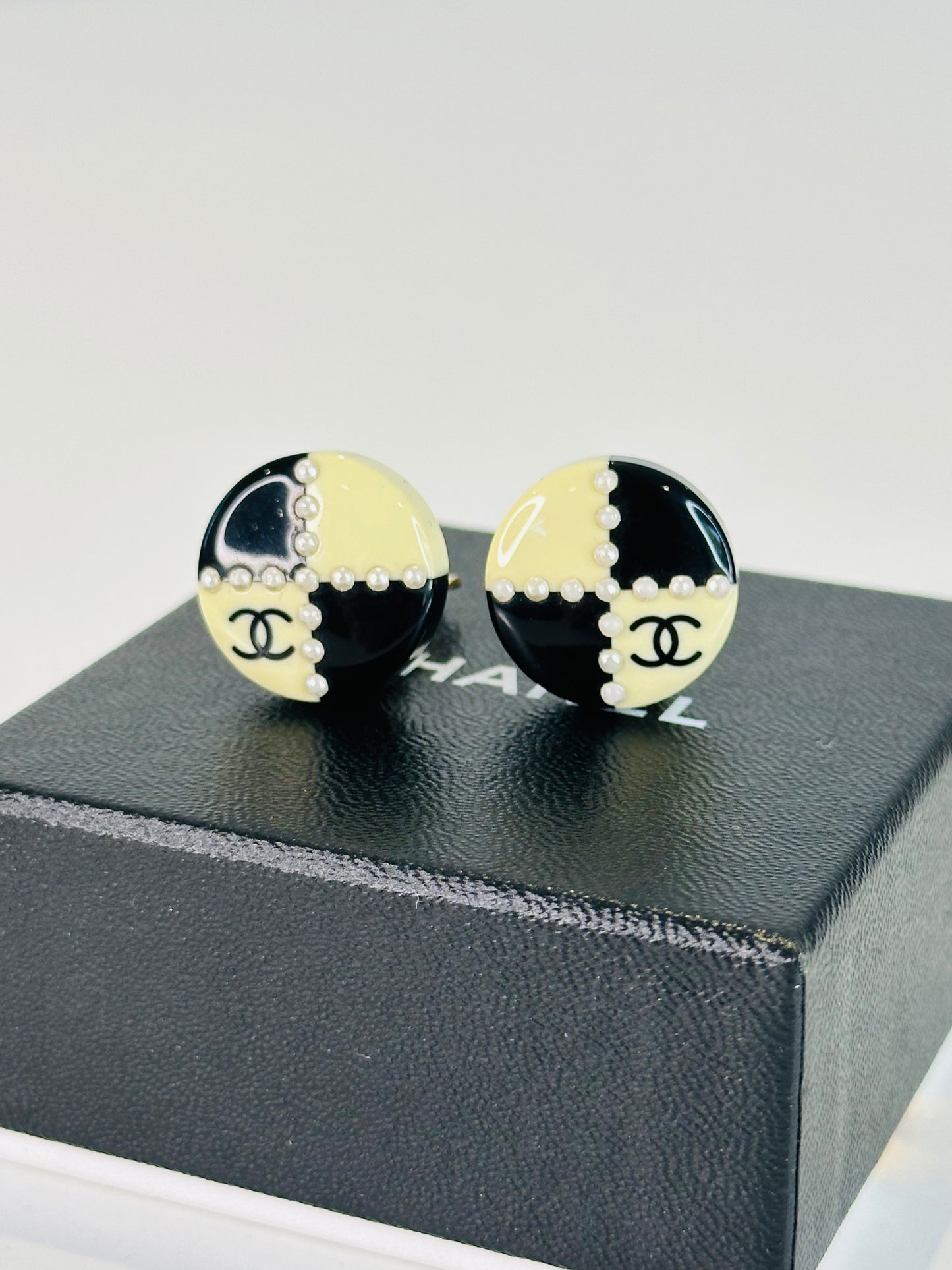 Checkerboard Clip-on Earrings
